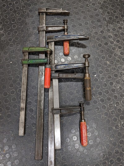 clamps3.jpg clamps3.jpg